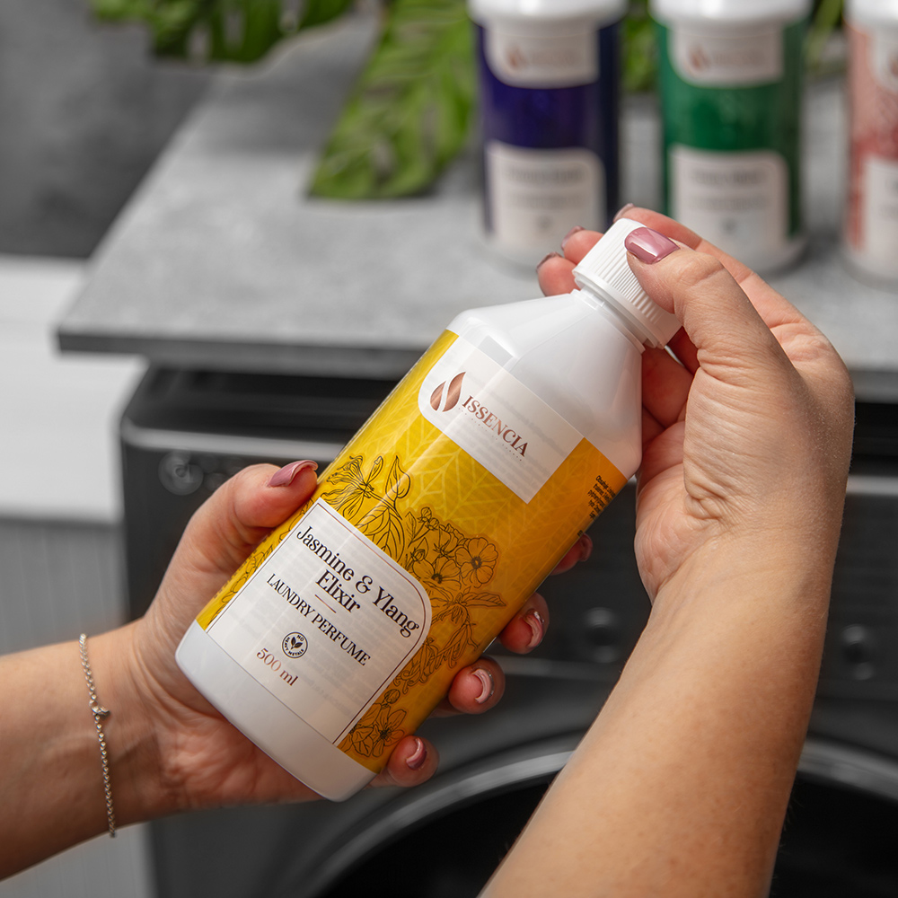 Odskrutkujte vrchnák.