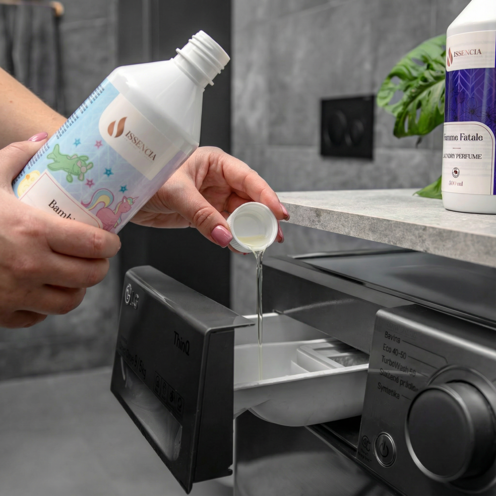 Vylejte do priehradky na aviváž.